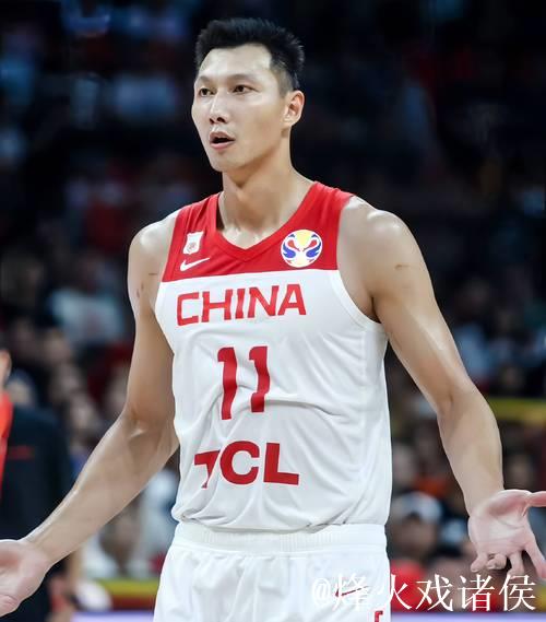 易建联职业生涯最悲壮一战,一人硬刚拥有7-8位NBA主力轮换的尼日利亚男篮! 易建联职业生涯最悲壮一战,一人硬刚拥有7-8位NBA主力轮换的尼日利亚男篮!