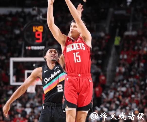 火箭3小将关键球集体暴走！最后5分钟合砍13分，就差阿门了！